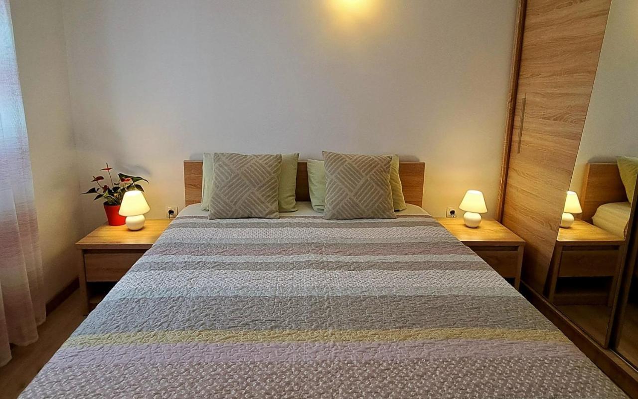 Holiday Apartman Kastela Ngoại thất bức ảnh