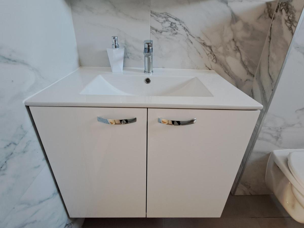 Holiday Apartman Kastela Ngoại thất bức ảnh